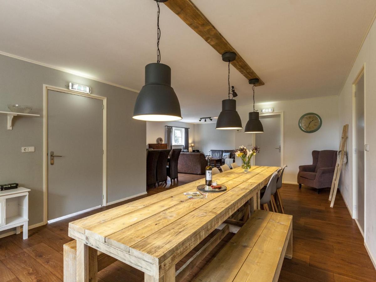 Charming Holiday Home Near Beach In Meliskerke エクステリア 写真